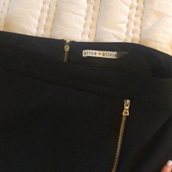 Alice and olivia skirt - Picture 2 of 4